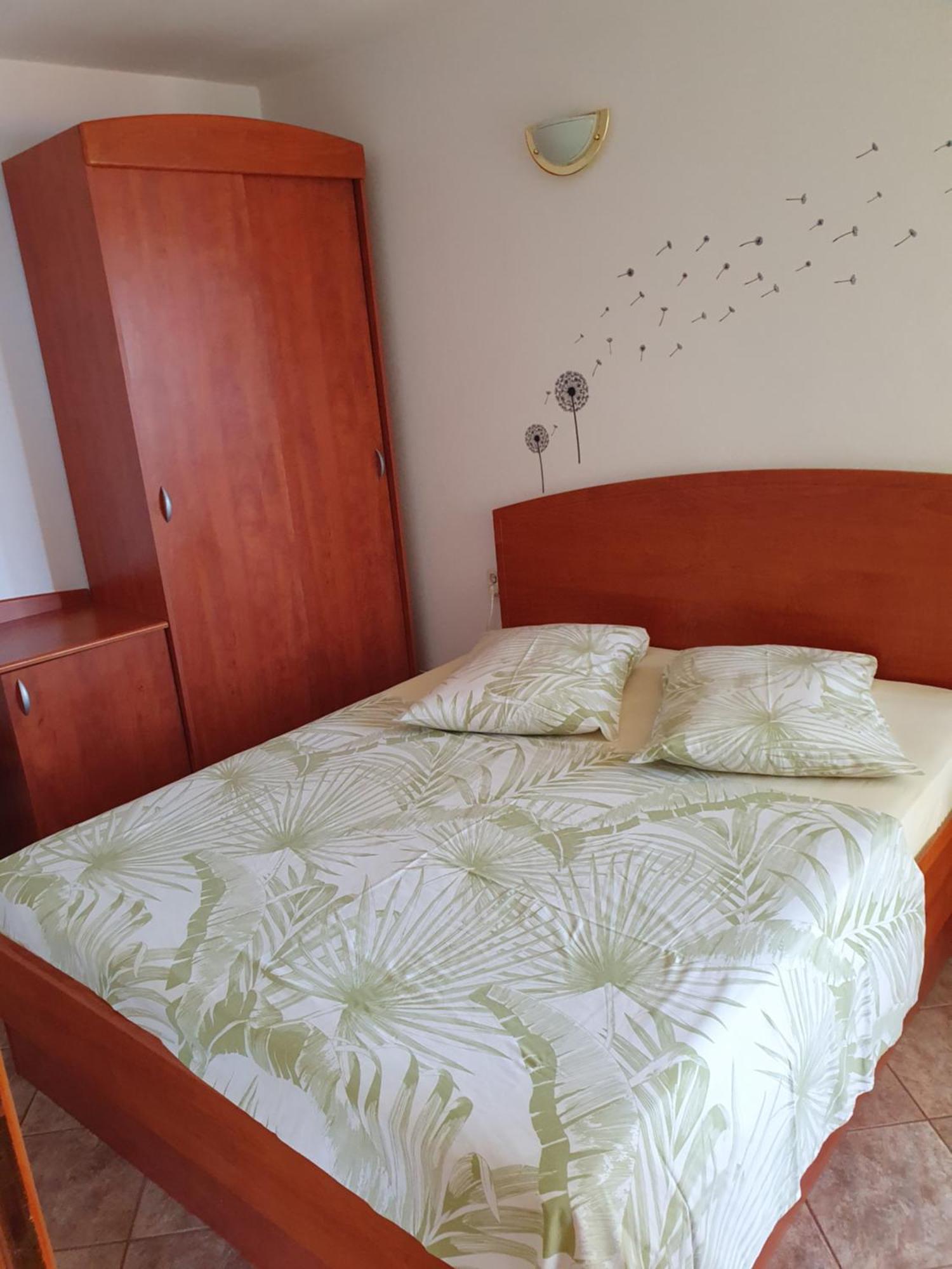 Apartment Jelena راب الغرفة الصورة