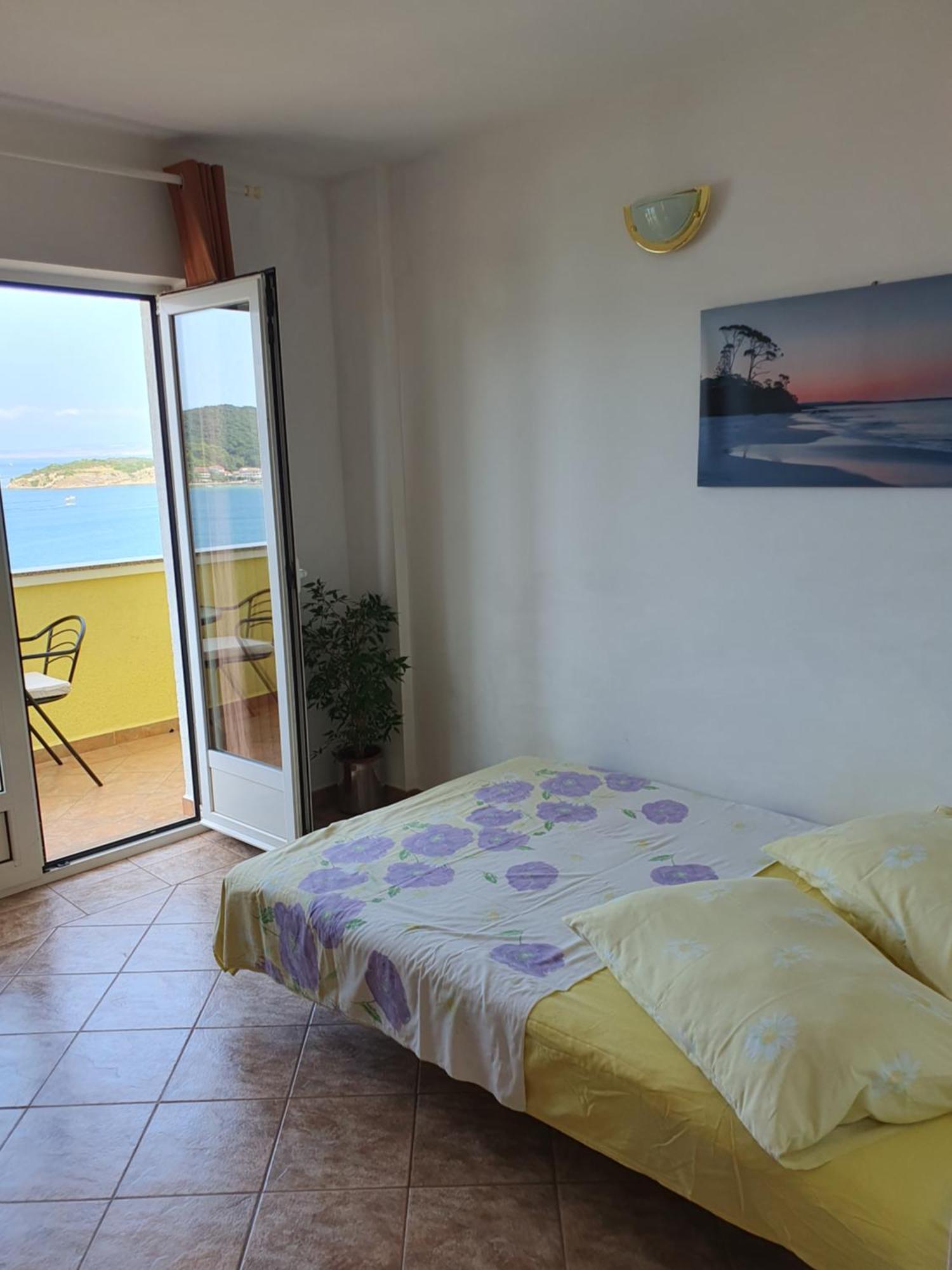 Apartment Jelena راب الغرفة الصورة
