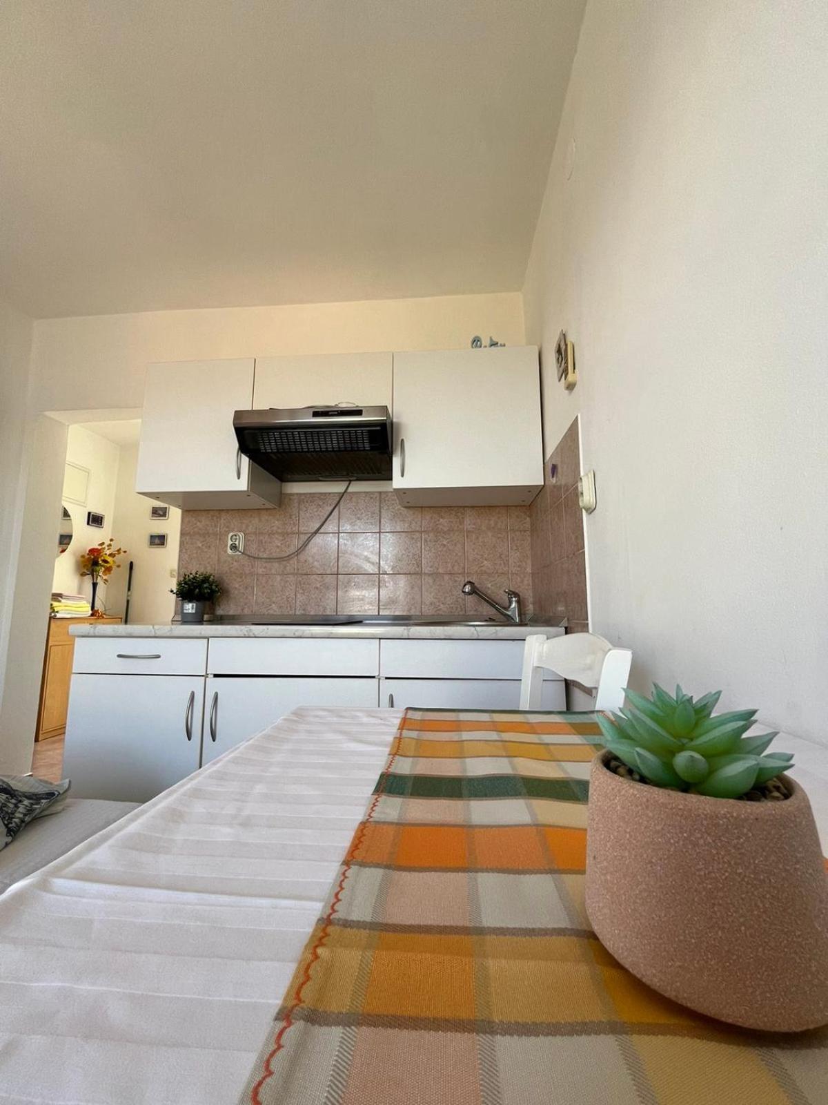 Apartment Jelena راب الغرفة الصورة