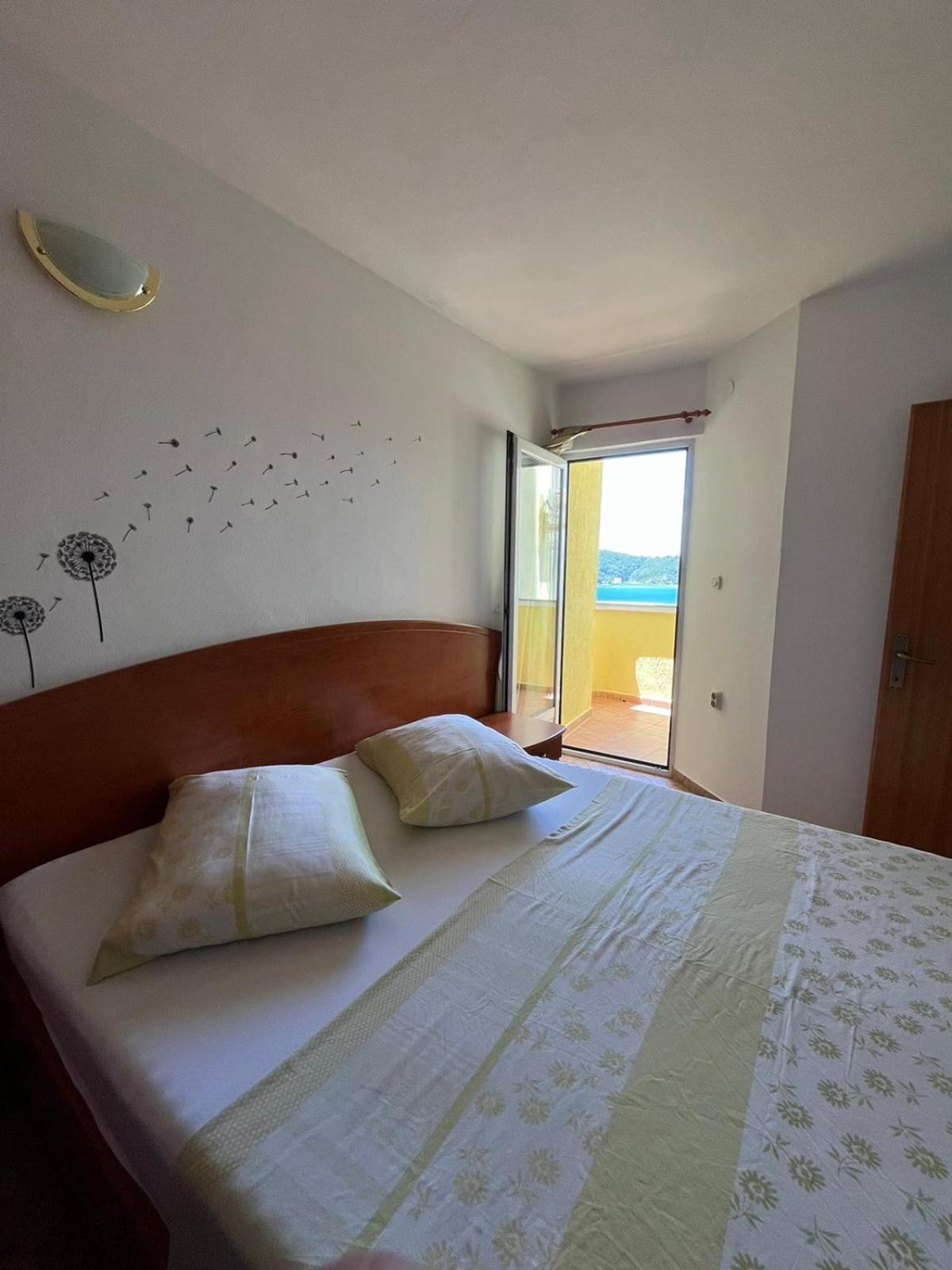 Apartment Jelena راب المظهر الخارجي الصورة